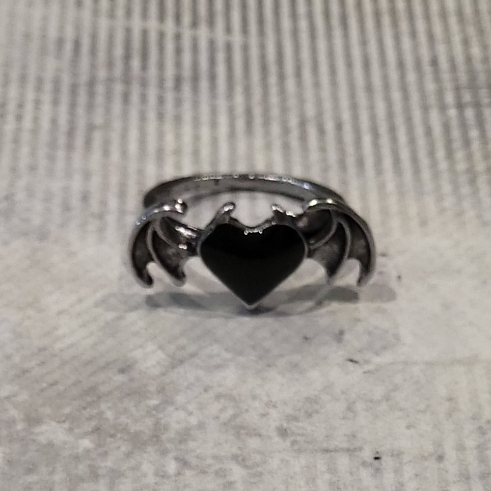 Heart Ring - Picture 3 of 3